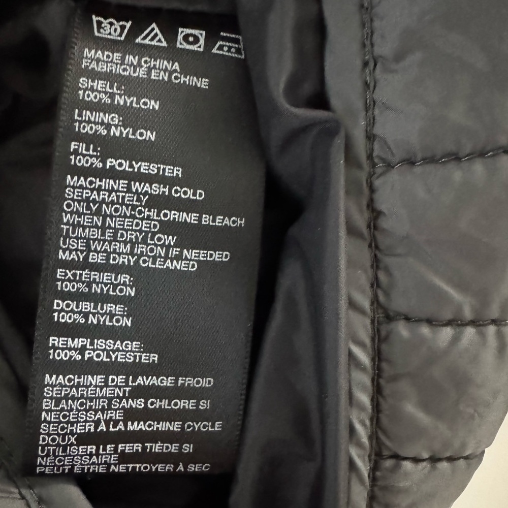 Urban Outfitters BDG Quilted Lightweight Hooded Puffer Jacket - Picture 7 of 7